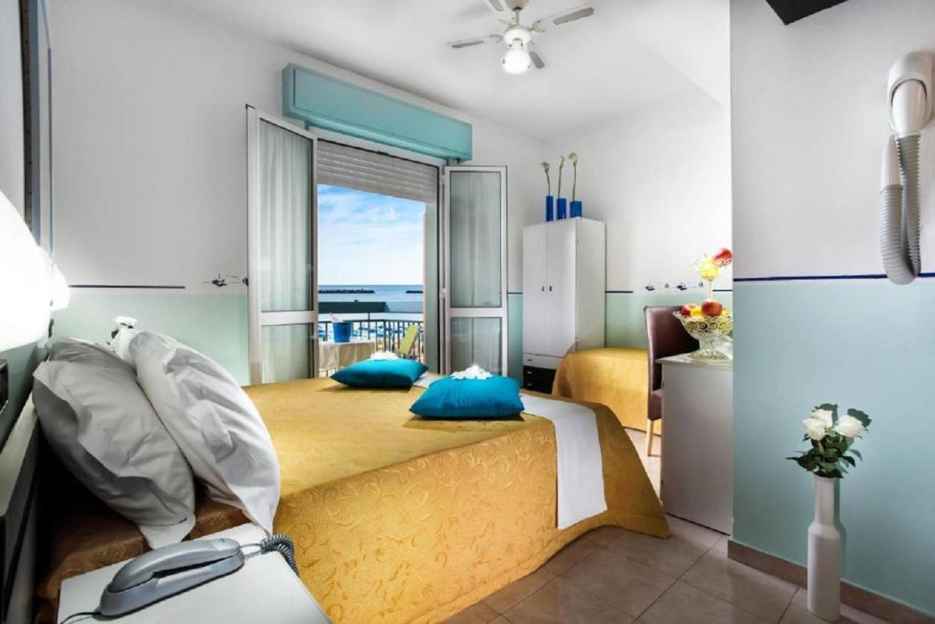 Big Family Hotel Μπελάρια-Ιτζέα Μαρίνα Εξωτερικό φωτογραφία