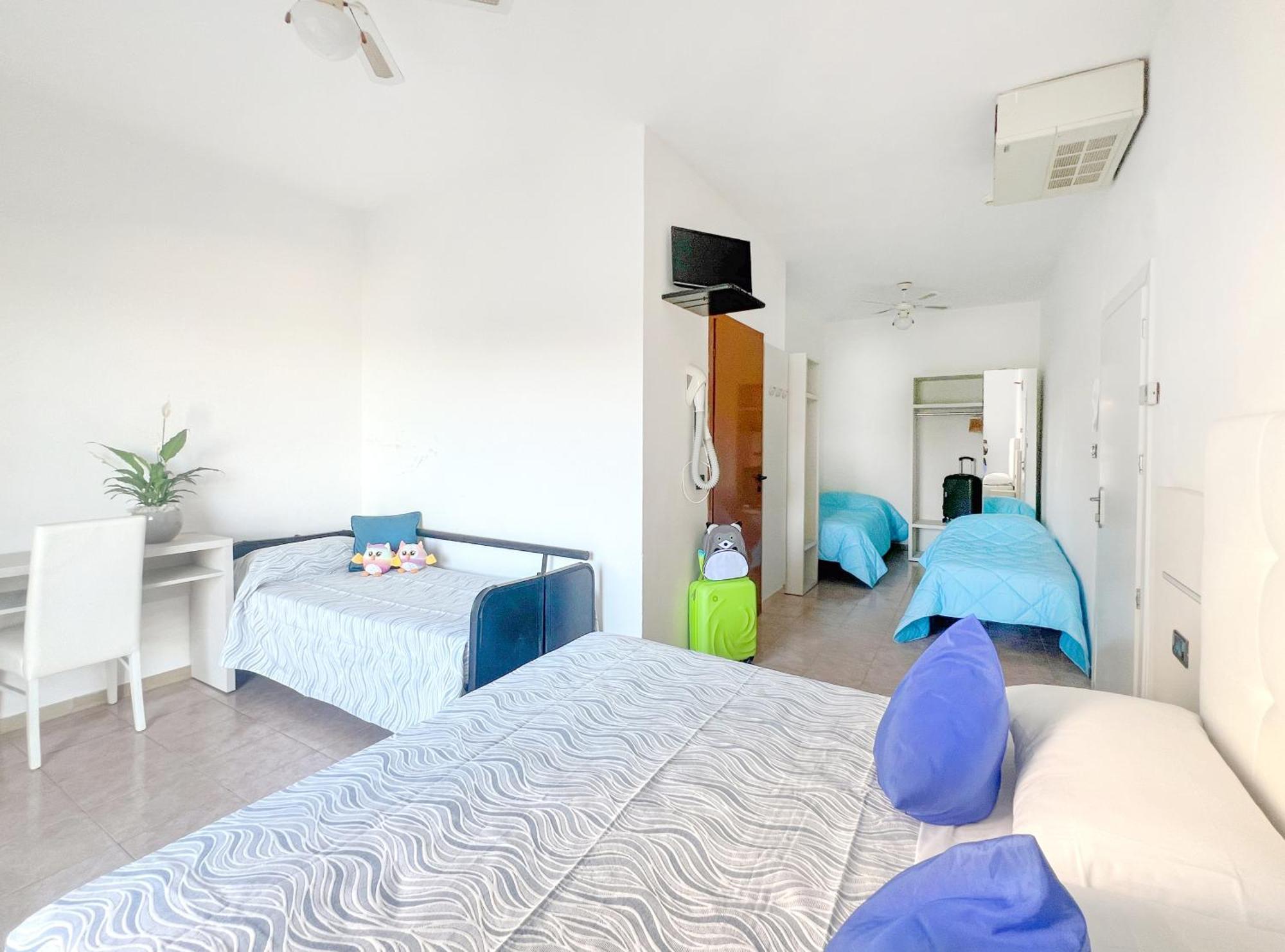 Big Family Hotel Μπελάρια-Ιτζέα Μαρίνα Εξωτερικό φωτογραφία