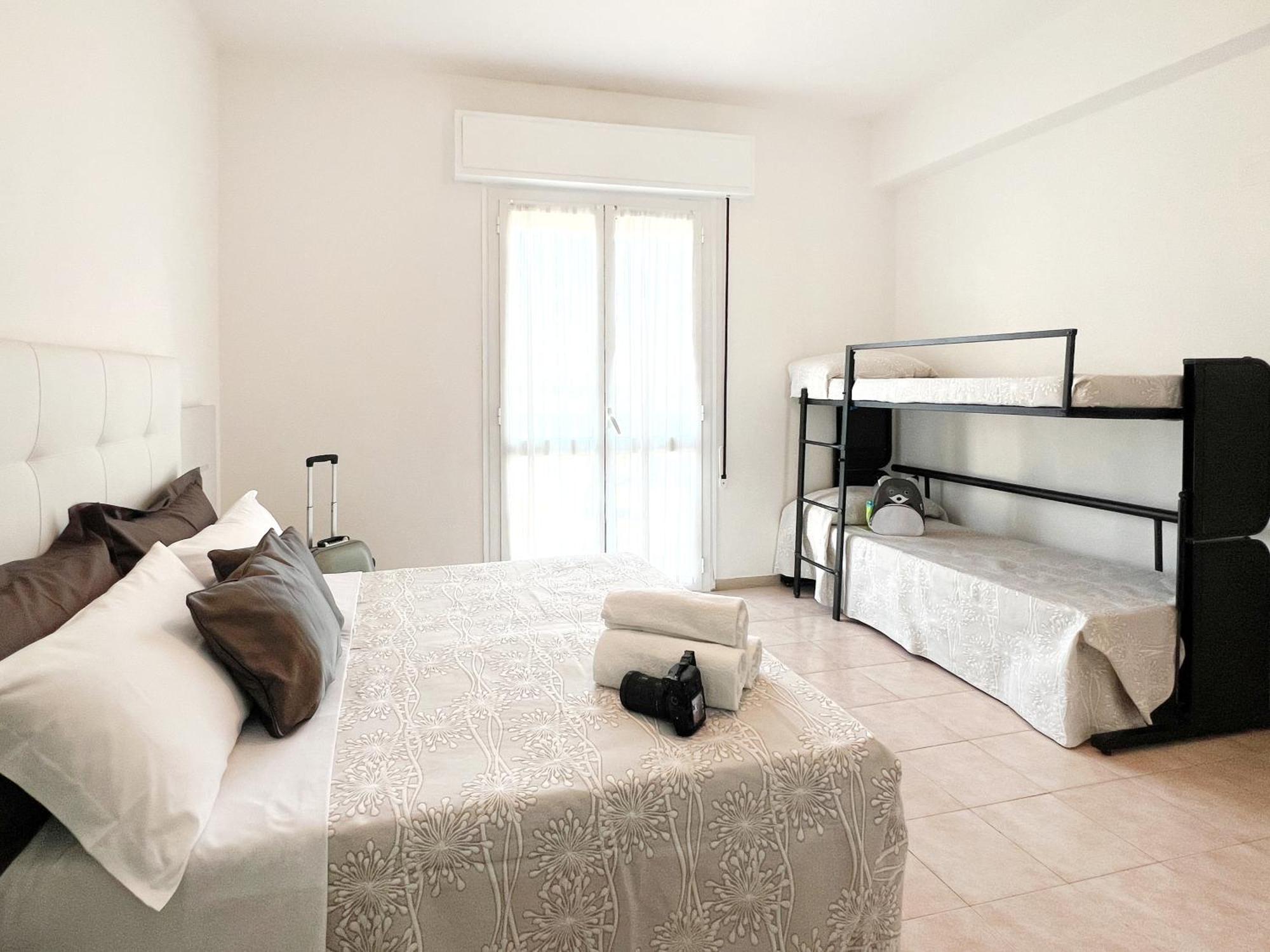 Big Family Hotel Μπελάρια-Ιτζέα Μαρίνα Εξωτερικό φωτογραφία