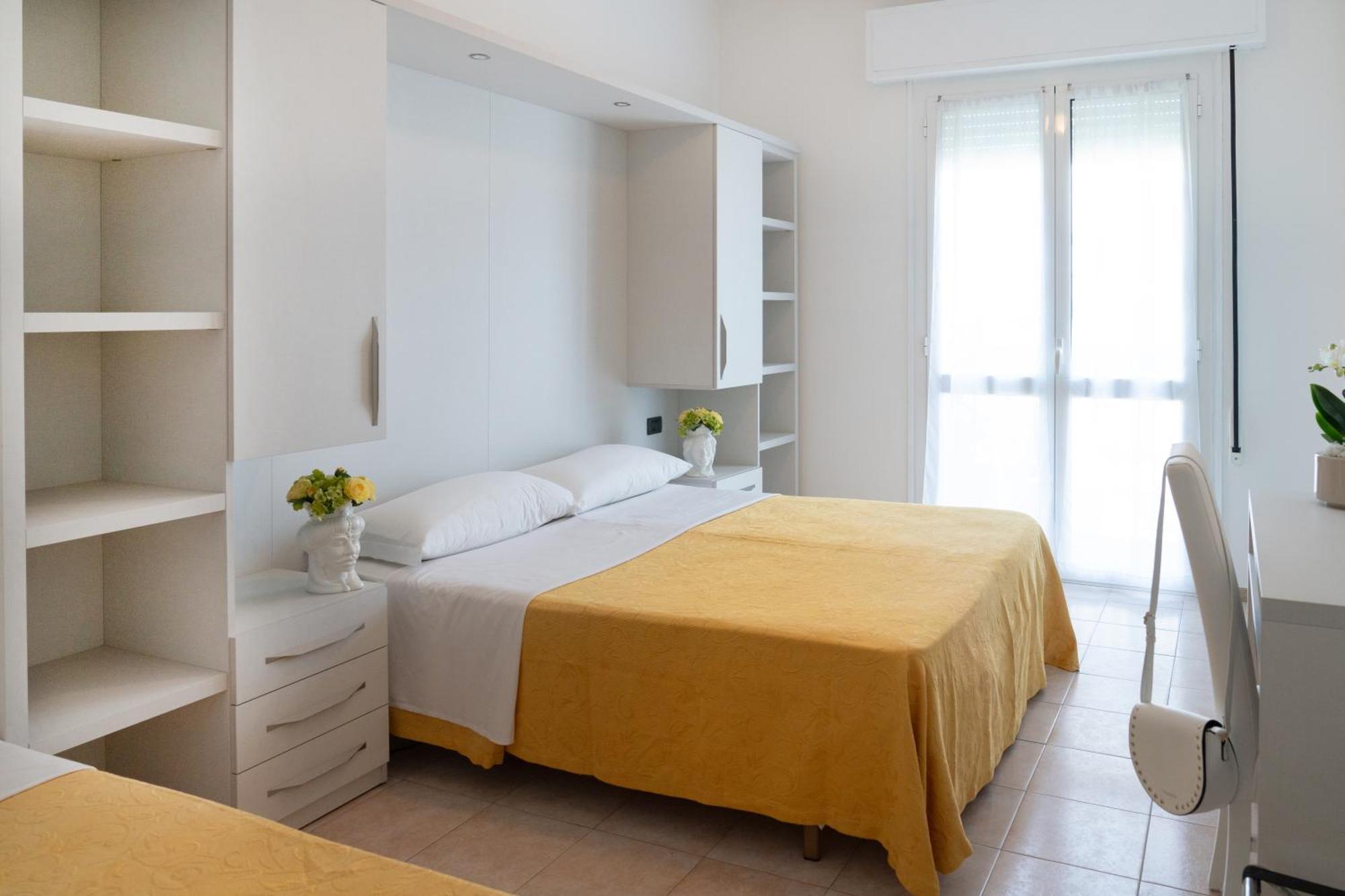 Big Family Hotel Μπελάρια-Ιτζέα Μαρίνα Εξωτερικό φωτογραφία